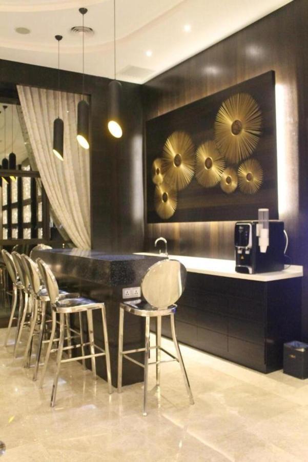 Geobay Hotel Johor Bahru Exteriör bild