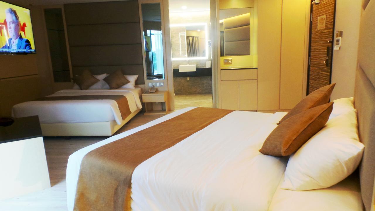 Geobay Hotel Johor Bahru Exteriör bild