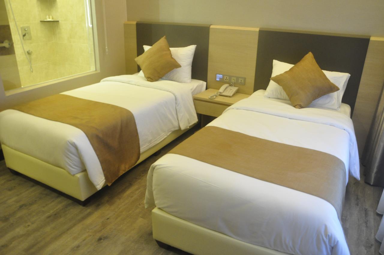 Geobay Hotel Johor Bahru Exteriör bild