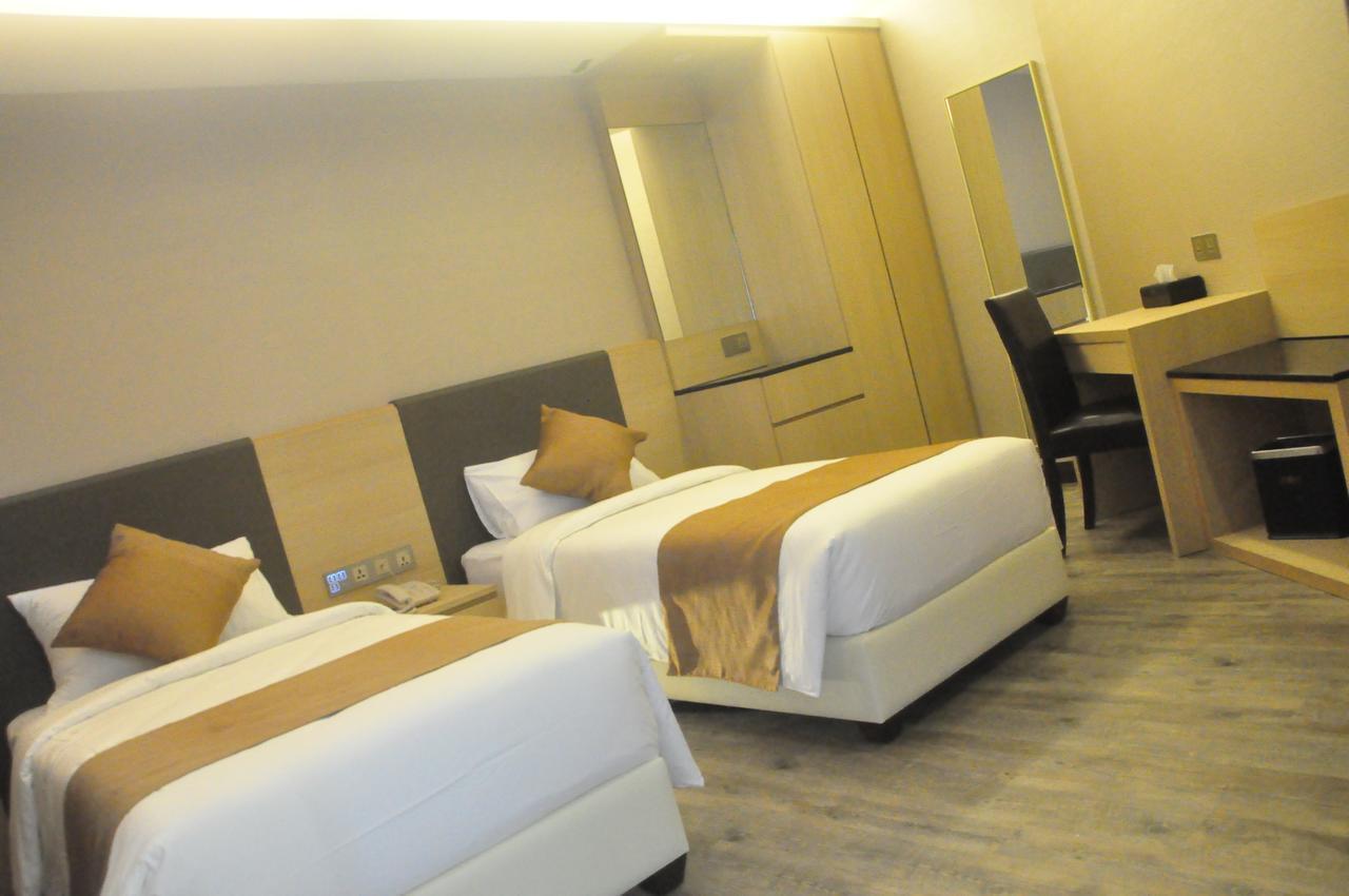 Geobay Hotel Johor Bahru Exteriör bild