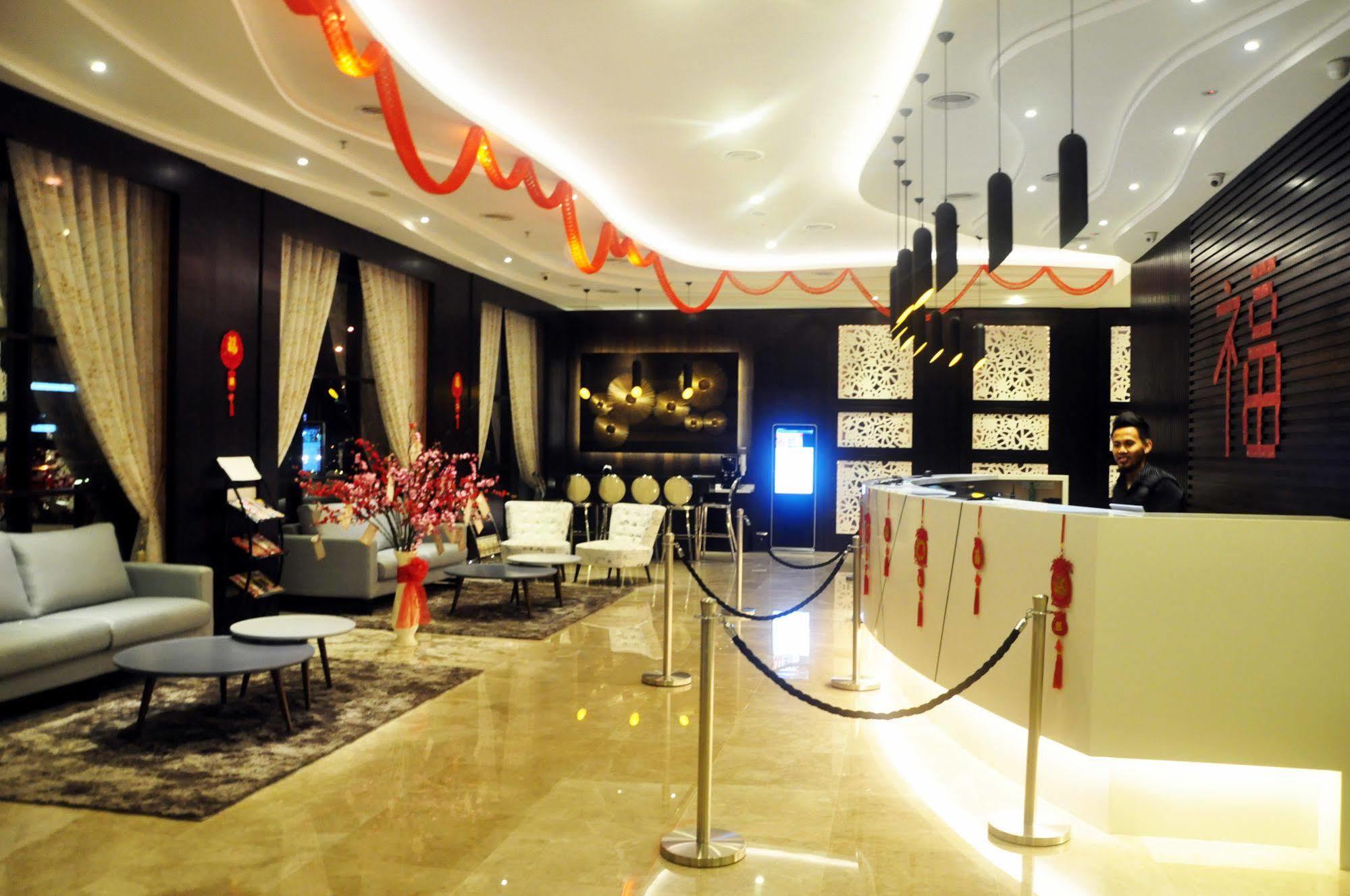 Geobay Hotel Johor Bahru Exteriör bild